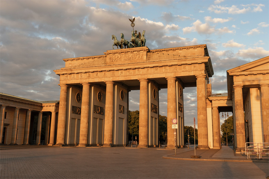 A photo of the Brandenburg Gate.