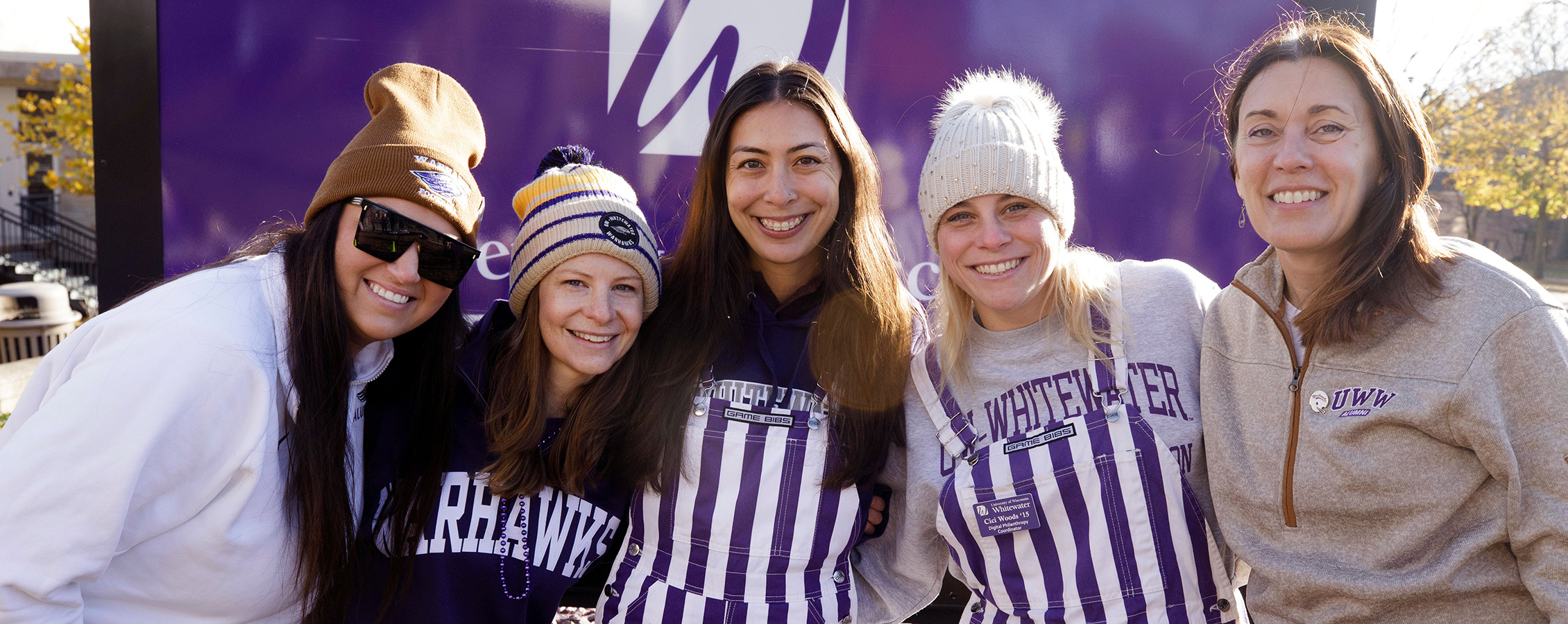 Homecoming Alumni Parade Tent