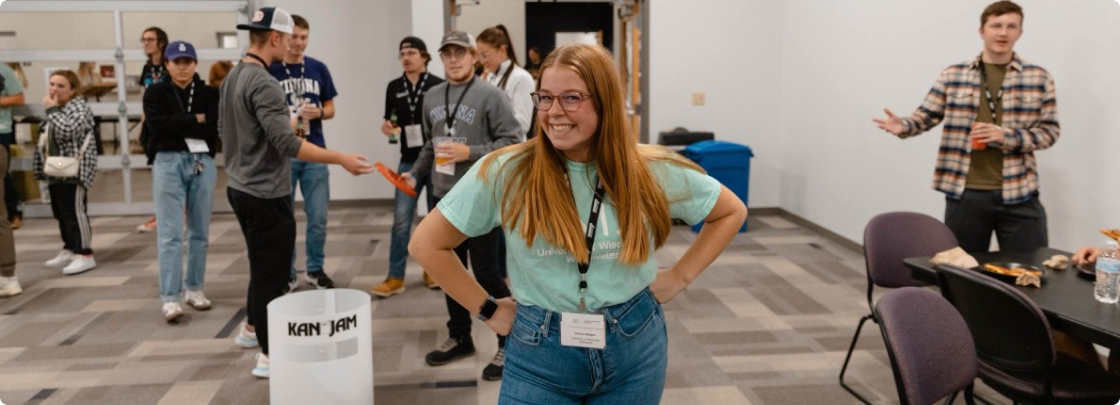 Jessica smiling in AMA
