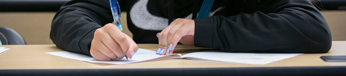 UW-Whitewater Writer's Den Learning Community picture of student writing