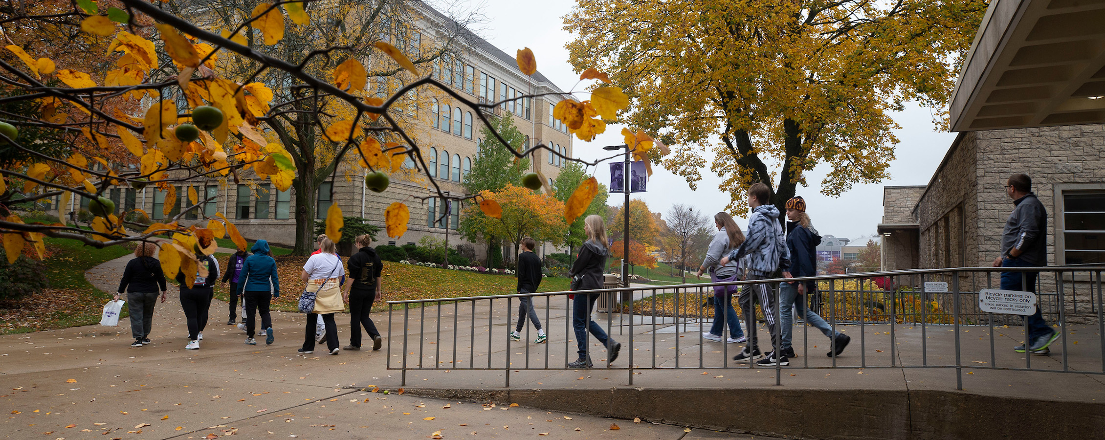 Students walking out of Andersen Library at UW-Whitewater